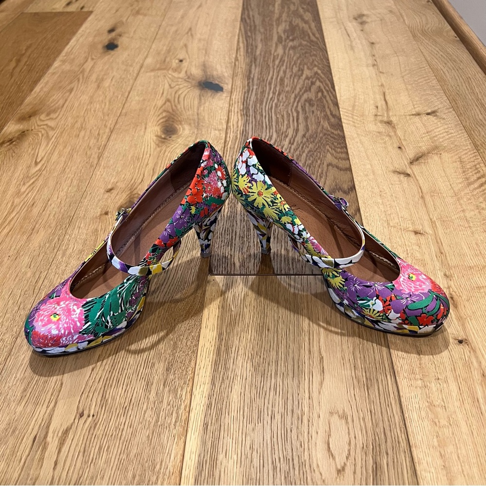 Anthropologie Miss Albright Nara Silk Print Mary Jane Heels